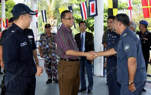 ISMAIL SABRI YAAKOB
