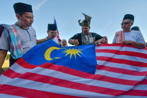 PROF DR DATUK RAZLI CHE RAZAK