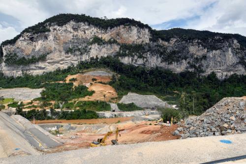 EMPANGAN HIDROELEKTRIK NENGGIRI