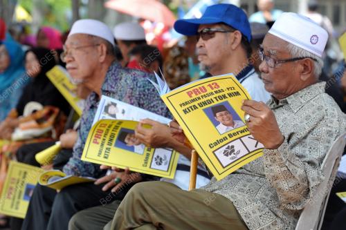 KB05_28042013_MAHATHIR4