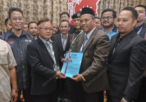 KB05_28112018_PERSIDANGAN