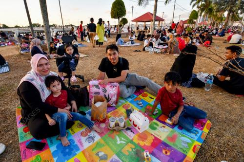 IFTAR_SUNGAI