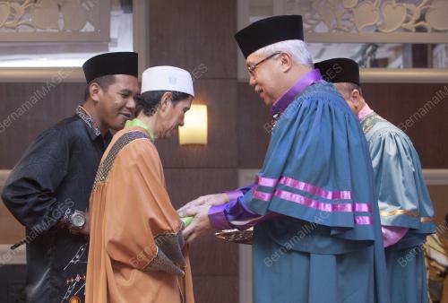 KB05_31032016_GRADUASI