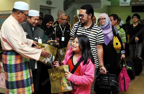 KB06_01012014_VISIT_MALAYSIA