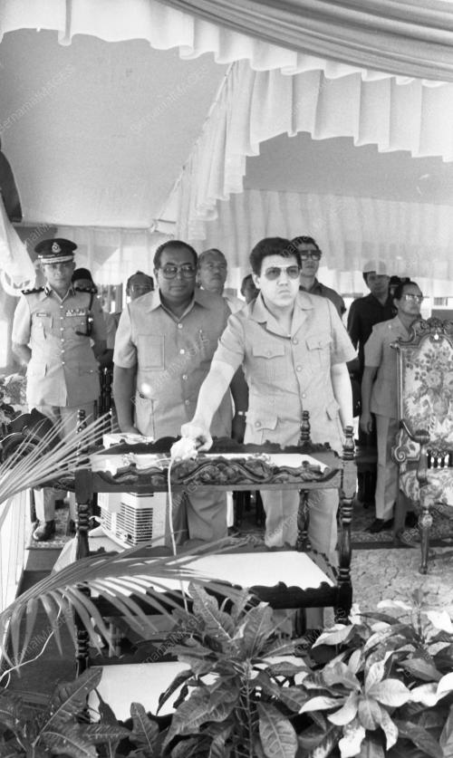 KB06_01072015_SULTAN_RASMI