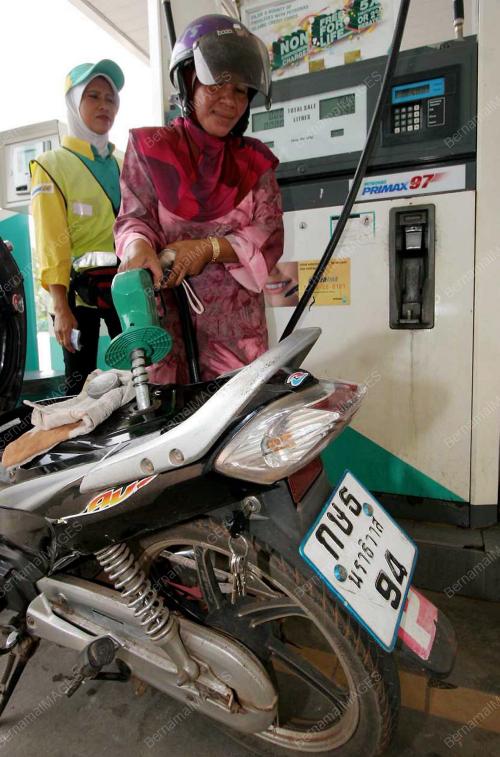MINYAK RON95