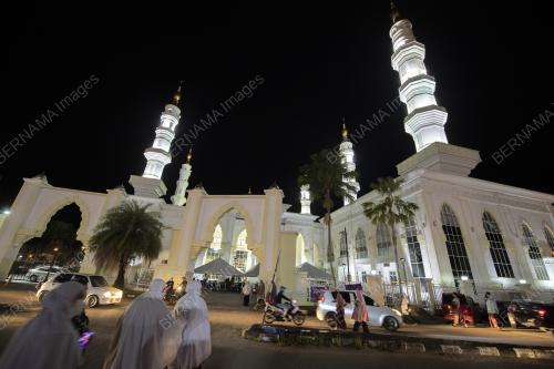 SOLAT SUNAT TARAWIH KELANTAN
