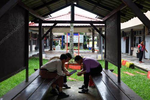 TINJAUAN SPM