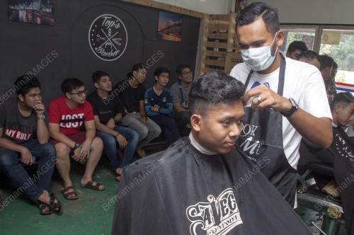 KB06_04072016_GUNTING_RAMBUT