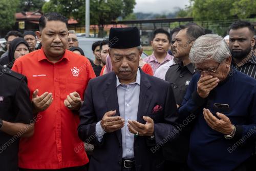 TAN SRI MUHYIDDIN YASSIN