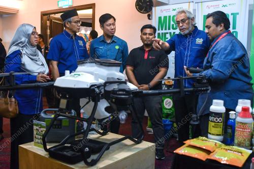 KHALID ABDUL SAMAD