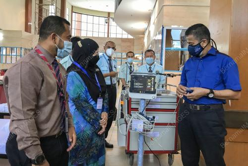 DATUK DR.ZAINI HUSSIN