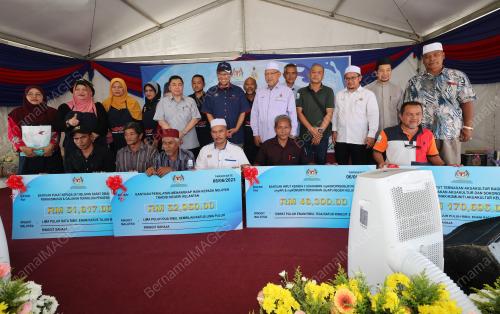 DATUK AHMAD YAKOB