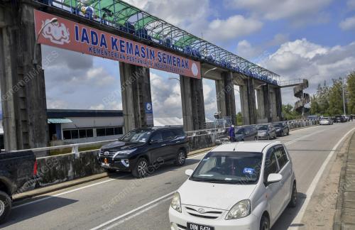 TIDAL CONTROL GATE KEMASIN SEMERAK