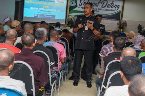 PELEPASAN BANDUAN SECARA BERLESEN