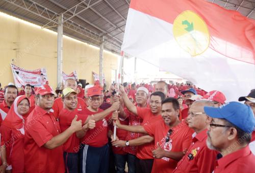 KB06_07052016_LARIAN_UMNO