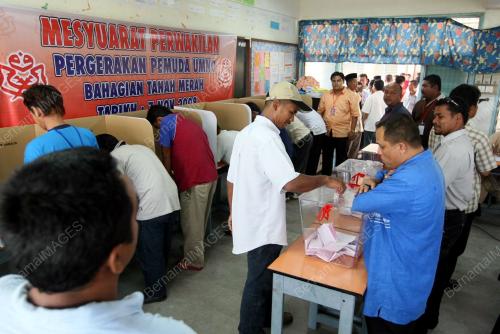 PEMUDA UMNO TANAH MERAH