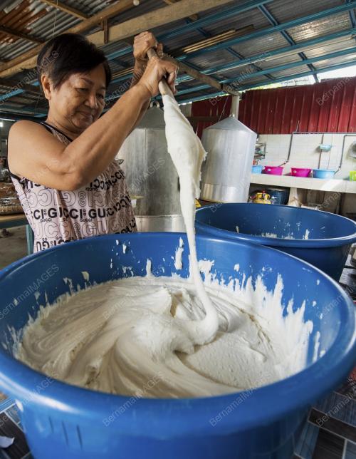 KUIH BAKUL RESEPI LIMA KETURUNAN