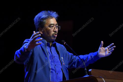 DATUK SERI JOHARI ABD GHANI