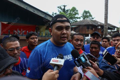 DATUK DR AKMAL SALEH