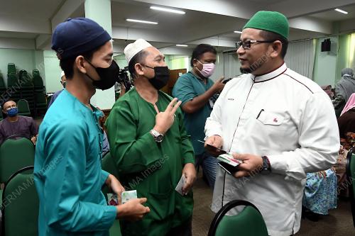 MUHAMMAD IQBAL ROSLI