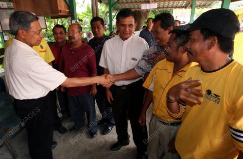 MUSTAPA MOHAMED
