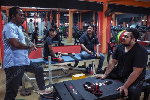 PASUKAN POWERLIFTING KELANTAN