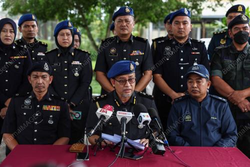 AZMAN ISMAIL