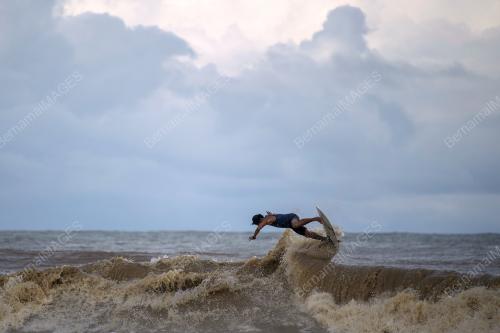 KEMASIN SURF COMPETITION VOLUME 1