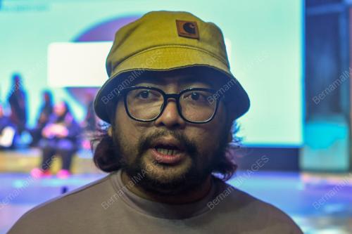 AQIL ROZAI