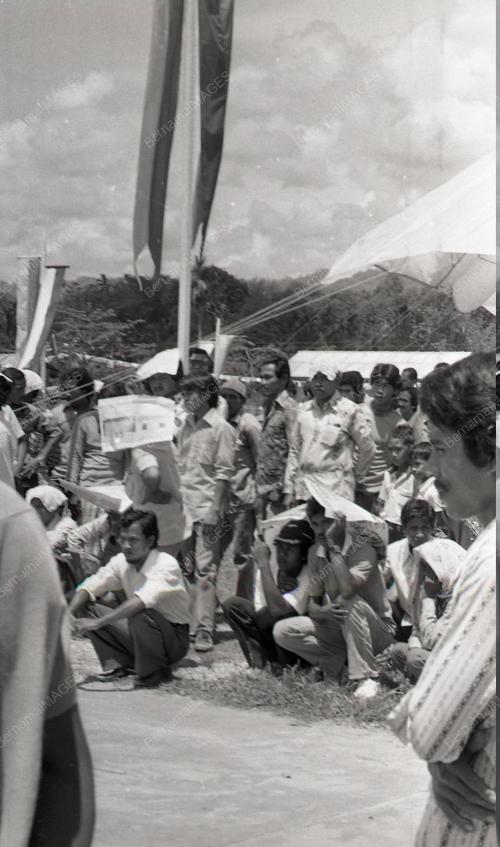 DR. MAHATHIR MOHAMAD
