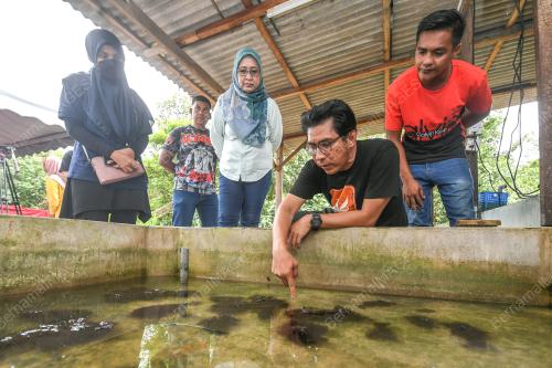 DR. ADIBI RAHIMAN MD NOR