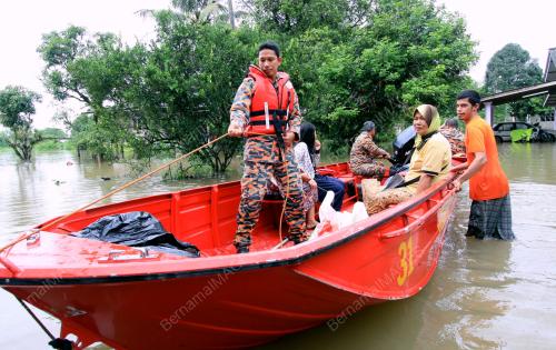 KB06_19112014_PINDAH_BANJIR