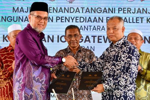 DATUK SERI TAKIYUDDIN HASSAN