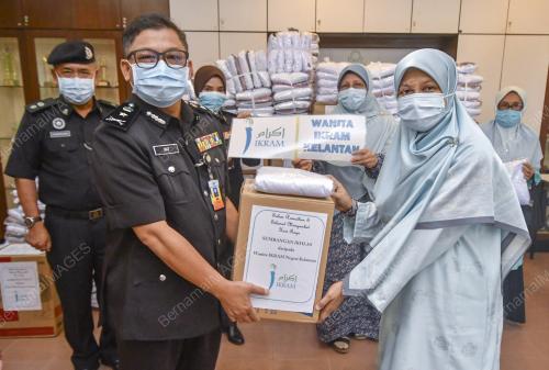 PROF MADYA DR DASMAWATI MOHAMAD