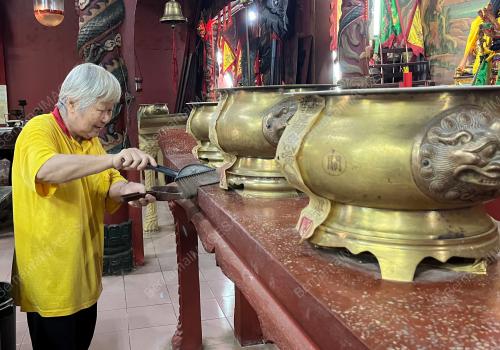 PERSIAPAN TAHUN BARU CINA