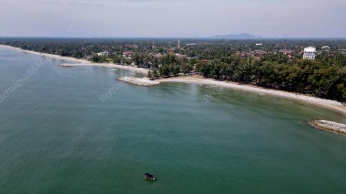 PANTAI IRAMA