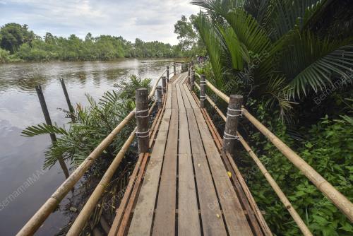 KAMPUNG PULAU TENGAH