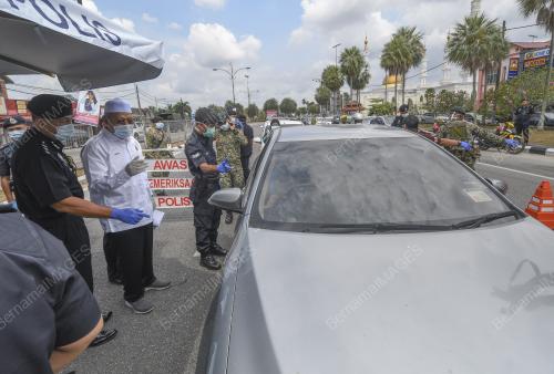 DATUK AHMAD YAKOB