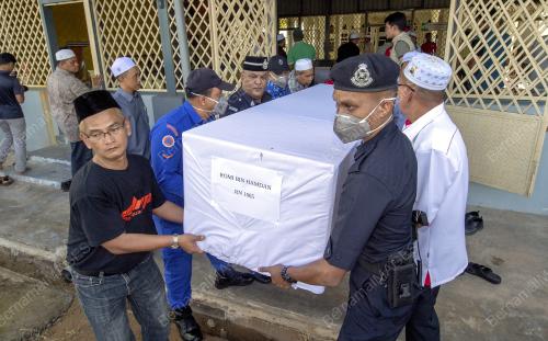 KB06_23062019_PENGKEBUMIAN_JENAZAH