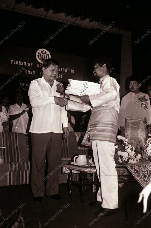 YAB DATUK MOHAMAD RAHMAT