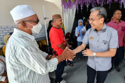 AHMAD FAHMI MOHAMED FADZIL