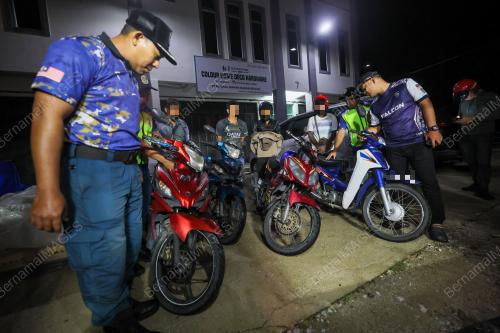 OPERASI MOTOSIKAL WARGA ASING