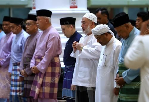 SULTAN MUHAMMAD V