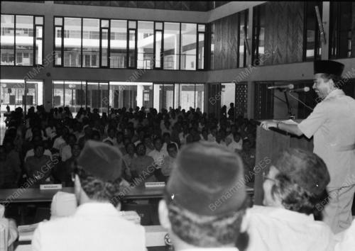 TENGKU RAZALEIGH HAMZAH