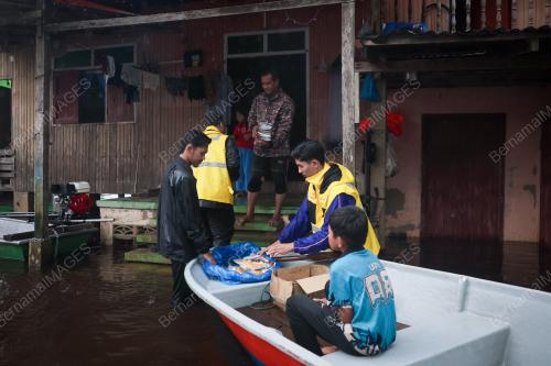 EDAR BANTUAN PENDUDUK BANJIR