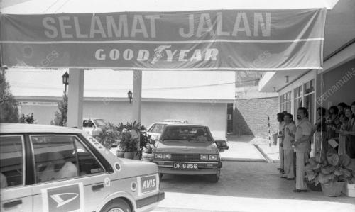 KB06_29012015_PELEPASAN_KERETA
