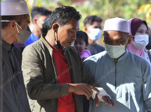 KEBUMI JENAZAH KEMALANGAN