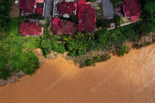 HAKISAN TEBING SUNGAI KELANTAN