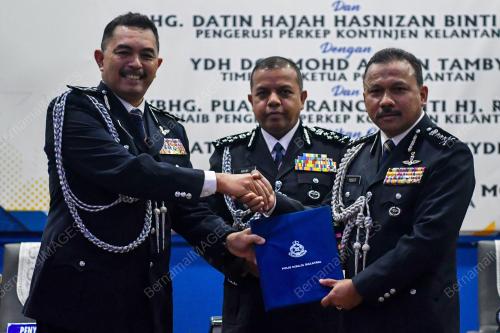 DATUK SERI AYOB KHAN MYDIN PITCHAY